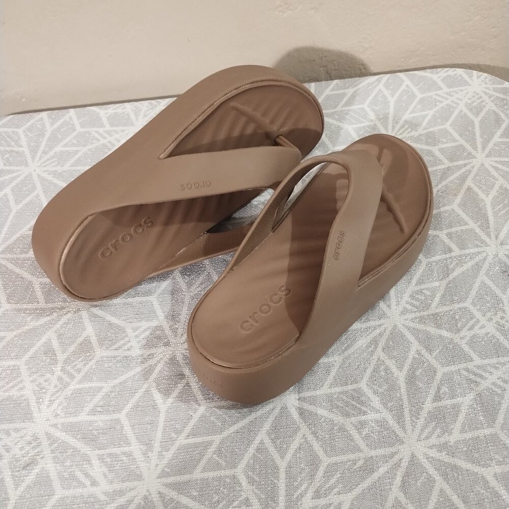 Crocs Getaway Platform Flip Flops - image 7